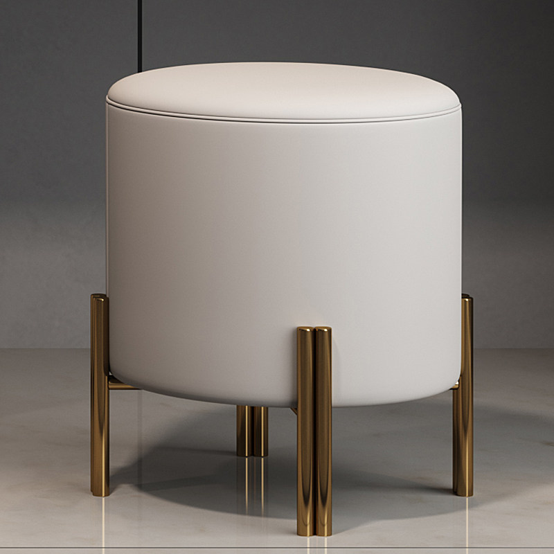 高級感のある、洗練されたデザインのレザースツール。モダンでシ - Bedroom Furniture のレビューと価格