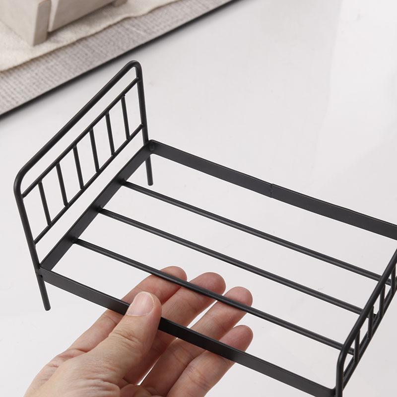 1 個 1:12 ドールハウスミニチュア鉄人形ベッドモデルミ - Bedroom Furniture のレビューと価格